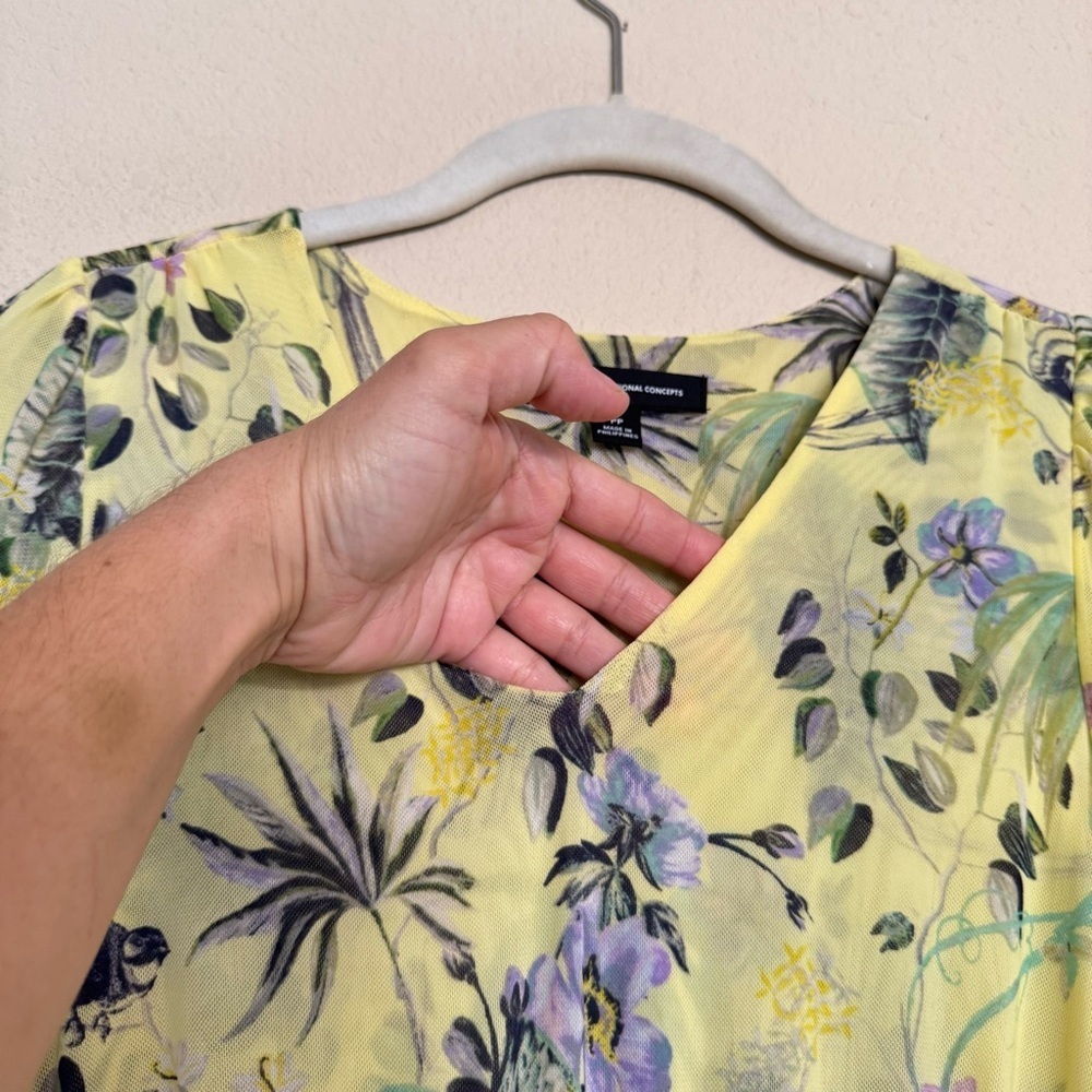 INC International Concepts Pretty Yellow Floral Blouse Top Sz PP Spring Summer - Picture 6 of 16